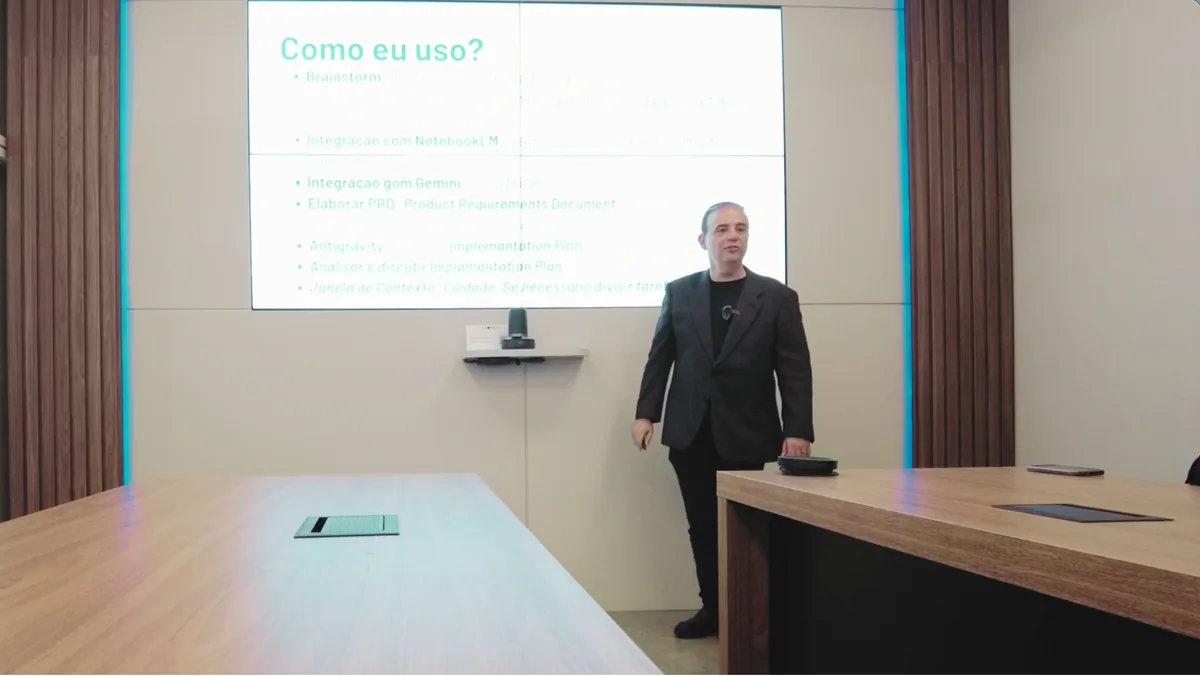 Inteligência Artificial na Saúde Pública Dr. Joel Augusto Ribeiro Teixeira Assume Nova Coordenadoria na Secretaria de Estado da Saúde